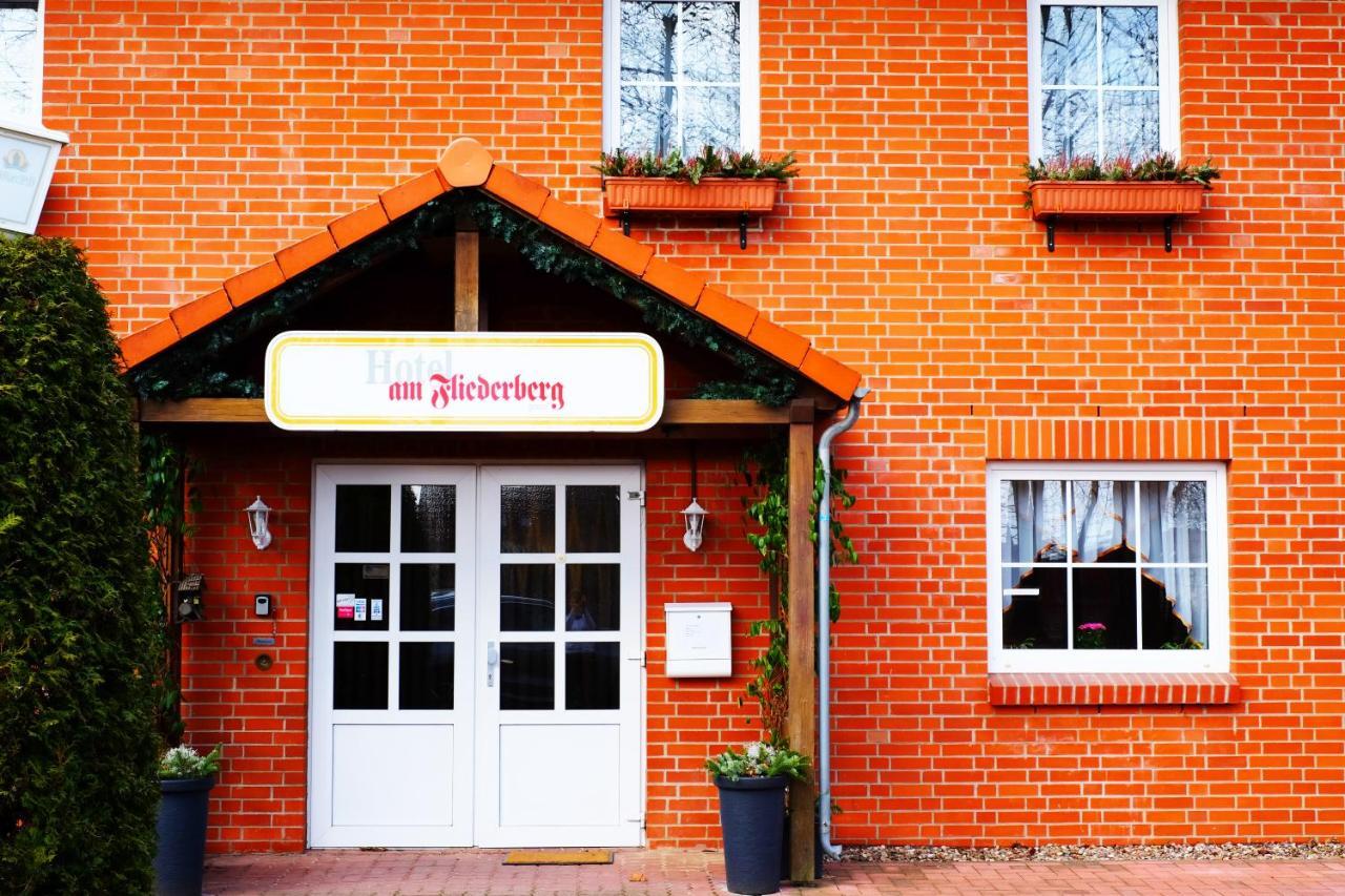 Garni Am Fliederberg Hotel Schwerin  Exterior photo